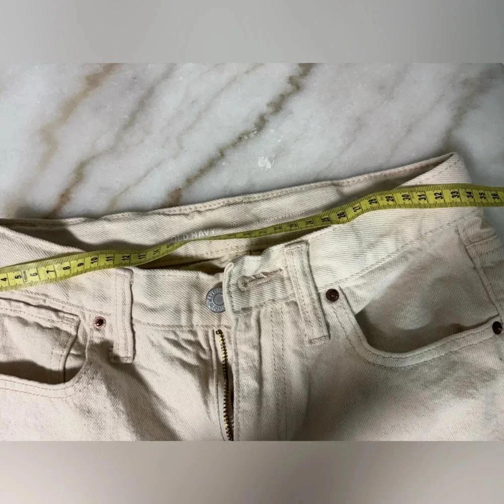 OLD NAVY High-Waisted Built-In Tough Flare Jeans Size10